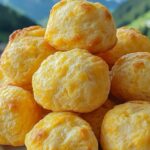 Cheesy Shrimp & Spinach Pasta Rolls with Creamy Red Pepper Sauce using the ingredients you listed. 